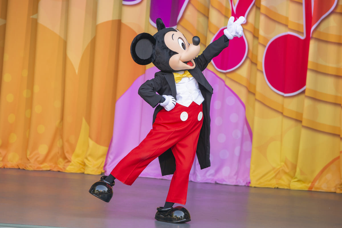 東京ディズニーランド『ジャンボリミッキー！レッツ・ダンス！』ミッキーマウス2