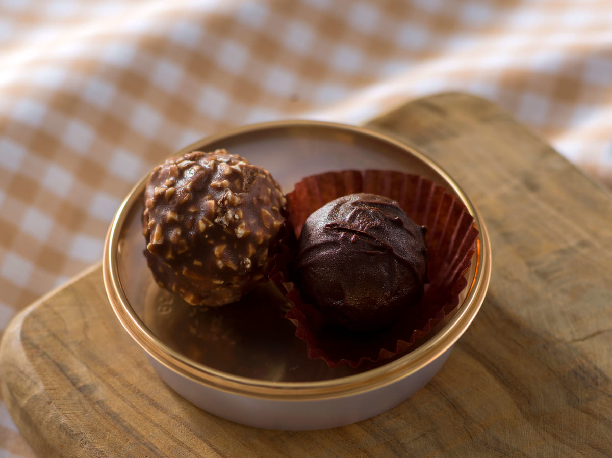 チョコレート（スウィート、ヘーゼルナッツ）