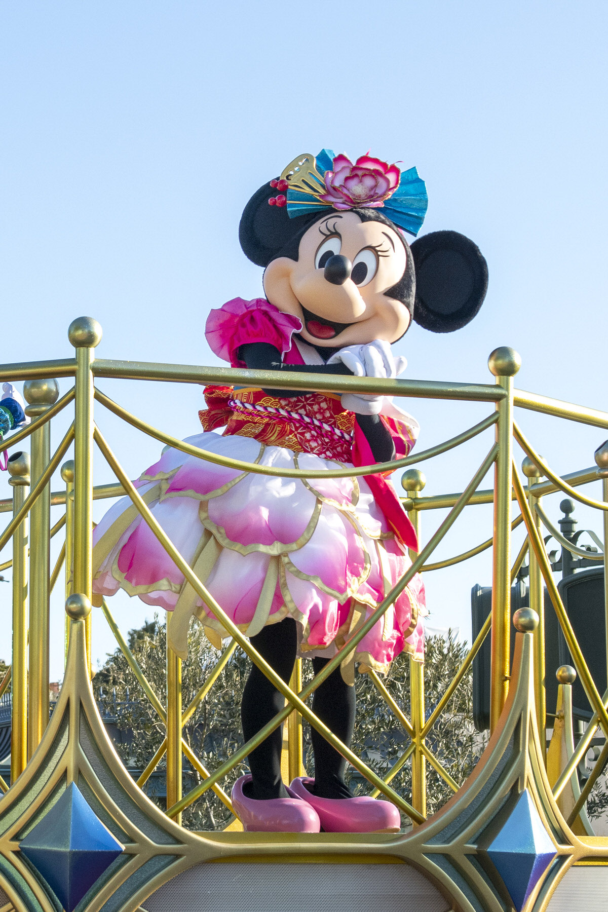 東京ディズニーランド ミニー＆フレンズのグリーティングパレード：トータリー・ミニーマウス「情熱的なミニーマウス」ミニーマウス2