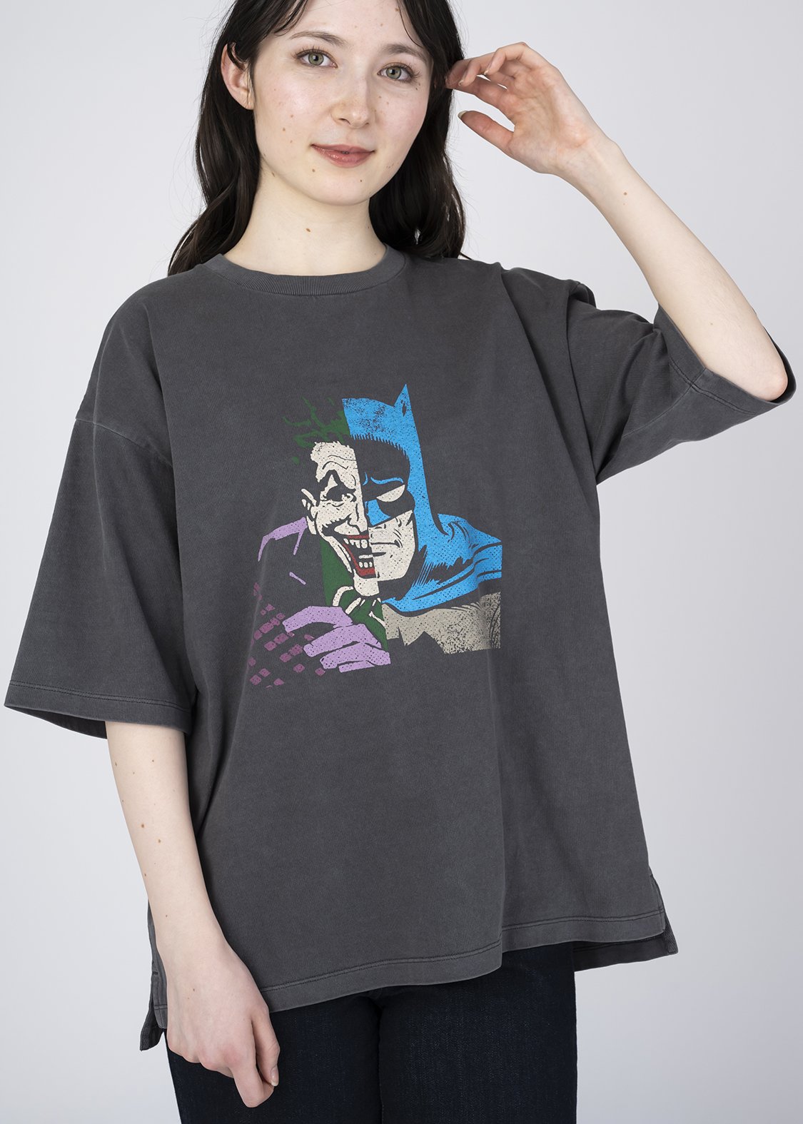グラニフ「バットマン コラボレーション」 5分袖Tシャツ「ハーフフェイス」