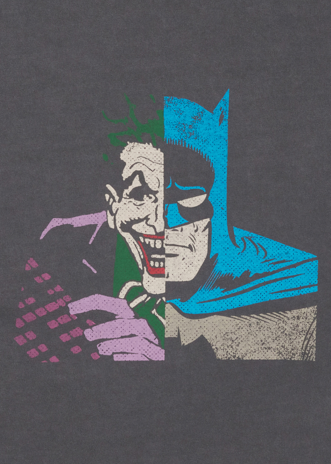 グラニフ「バットマン コラボレーション」 5分袖Tシャツ「ハーフフェイス」デザインアップ