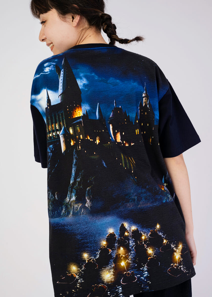 グラニフ「ハリー・ポッター」Tシャツ「ホグワーツ城」