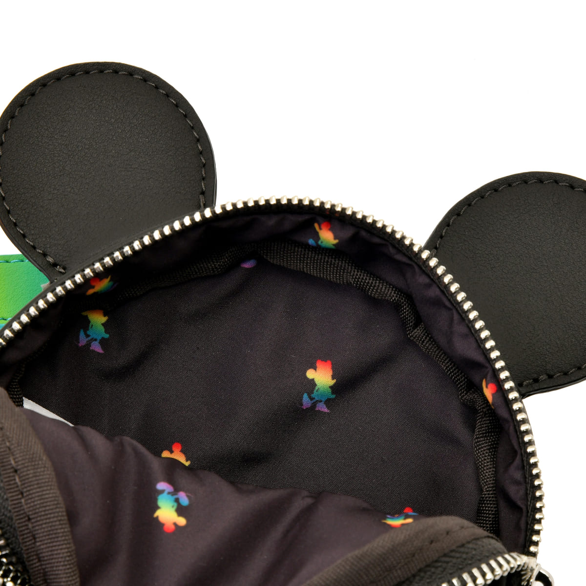 【Loungefly】ミッキー リストレット THE WALT DISNEY COMPANY PRIDE COLLECTION04