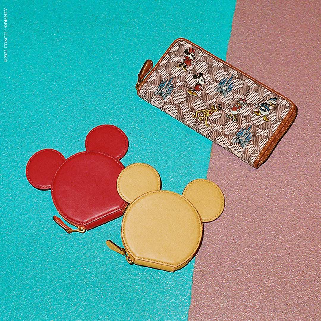 ウォルト・ディズニー・ワールド50周年を記念したバッグやお財布！コーチ「Disney x Coach」コレクション - Dtimes