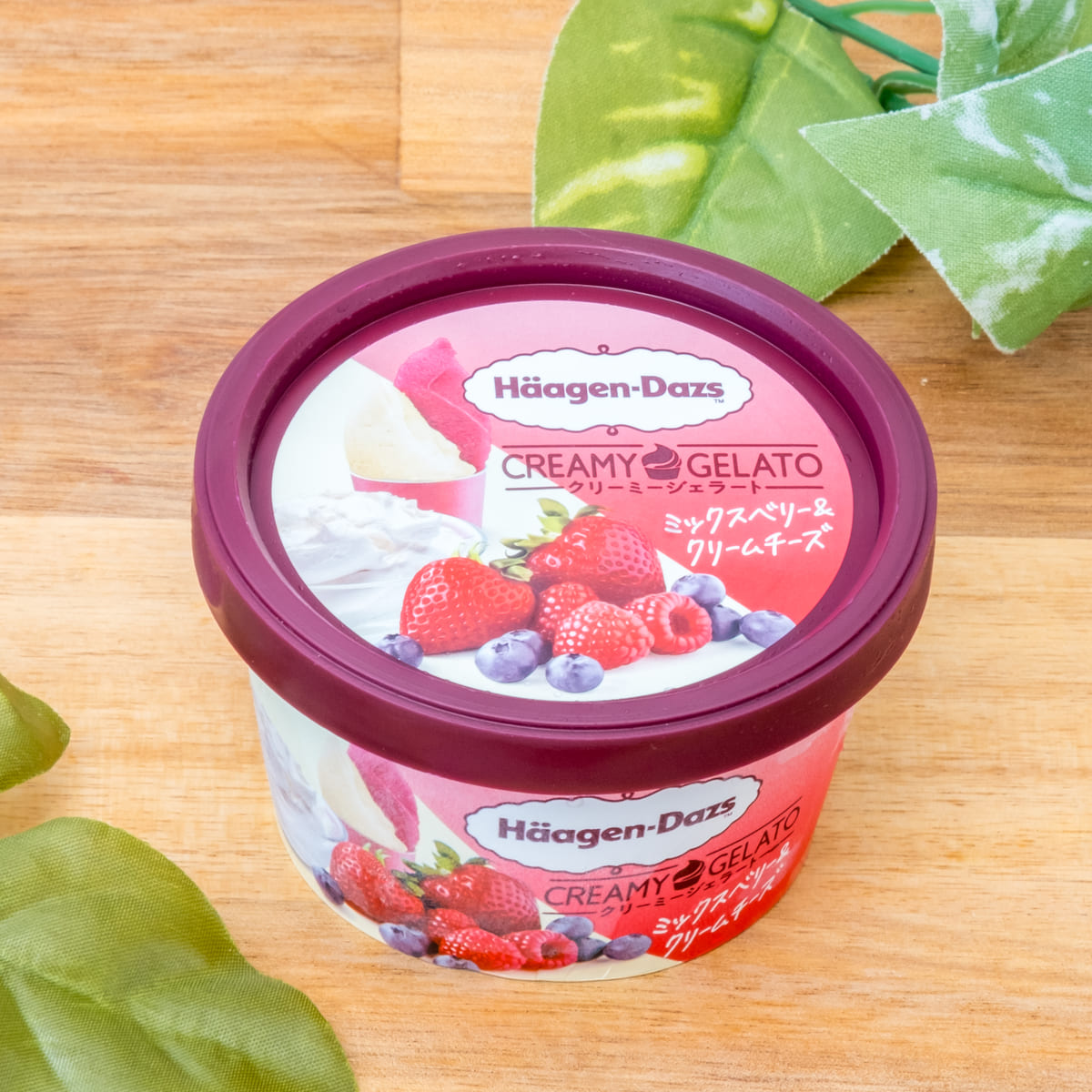 ハーゲンダッツ ミニカップ「CREAMY GELATO（クリーミー ジェラート）」ミックスベリー＆クリームチーズ