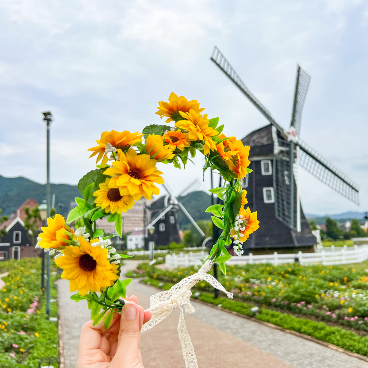 ひまわりの花かんむり2