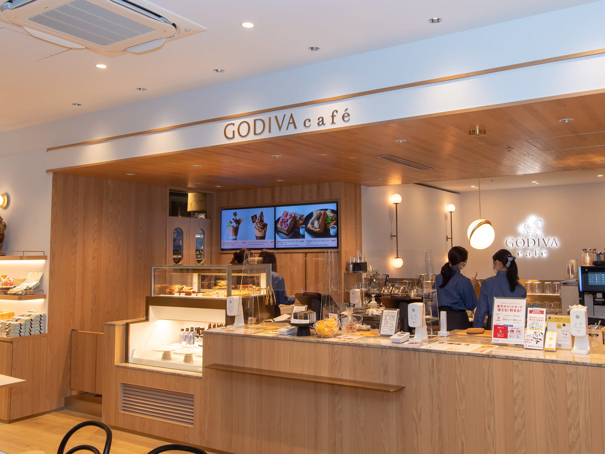 「GODIVA café Futakotamagawa」店内