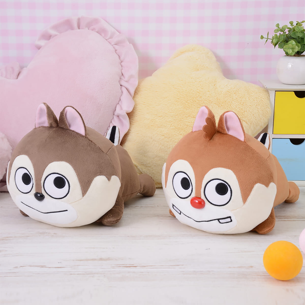 セガプライズ ディズニー「にしむらゆうじ画♪チップとデール 寝そべり スペシャルぬいぐるみ」