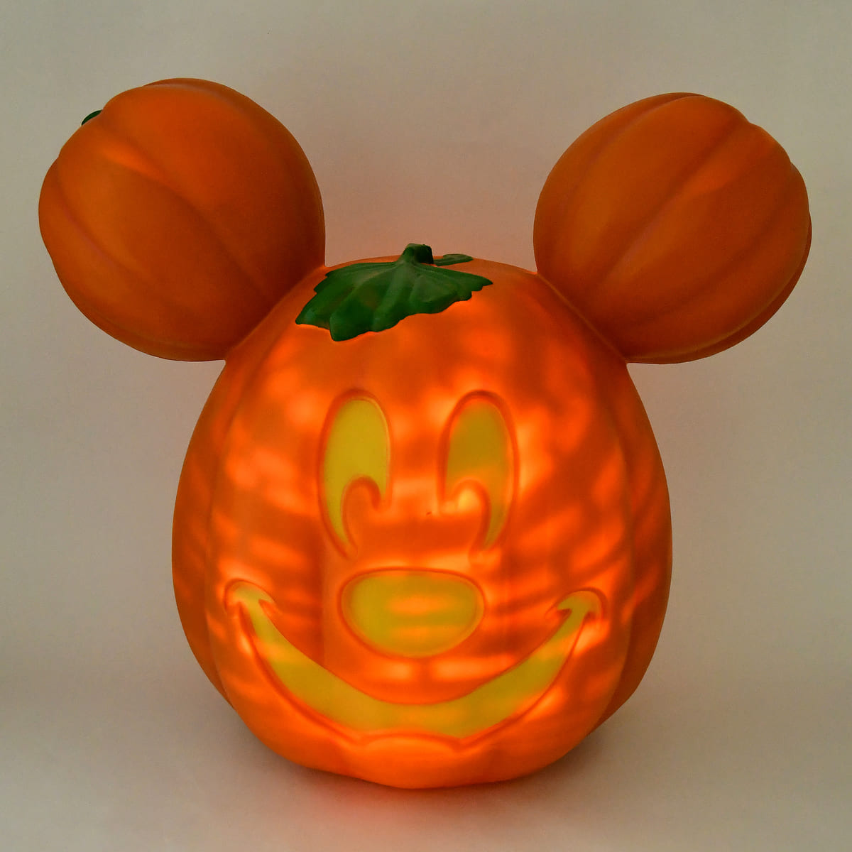 02ミッキー フィギュア ライトアップ カボチャ Disney Halloween 22 Dtimes