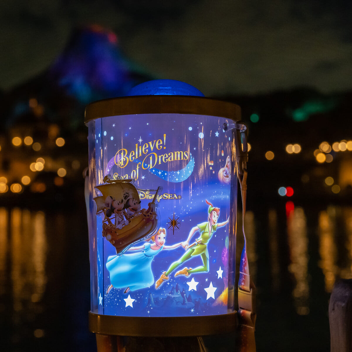 東京ディズニーシー「ビリーヴ！〜シー・オブ・ドリームス〜」ポップコーンバケット　撮影3