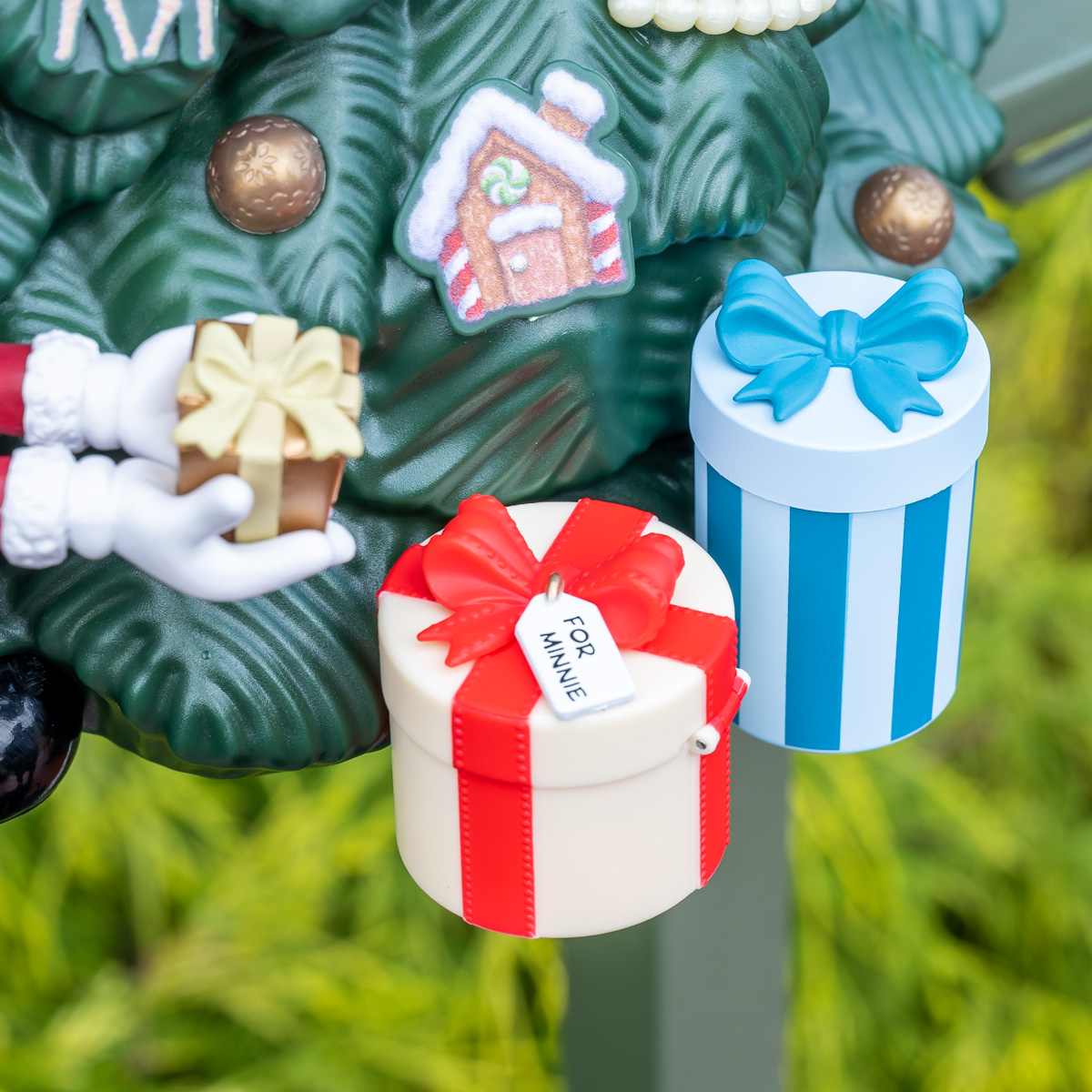 大きなクリスマスツリーモチーフ！東京ディズニーリゾート“ディズニー