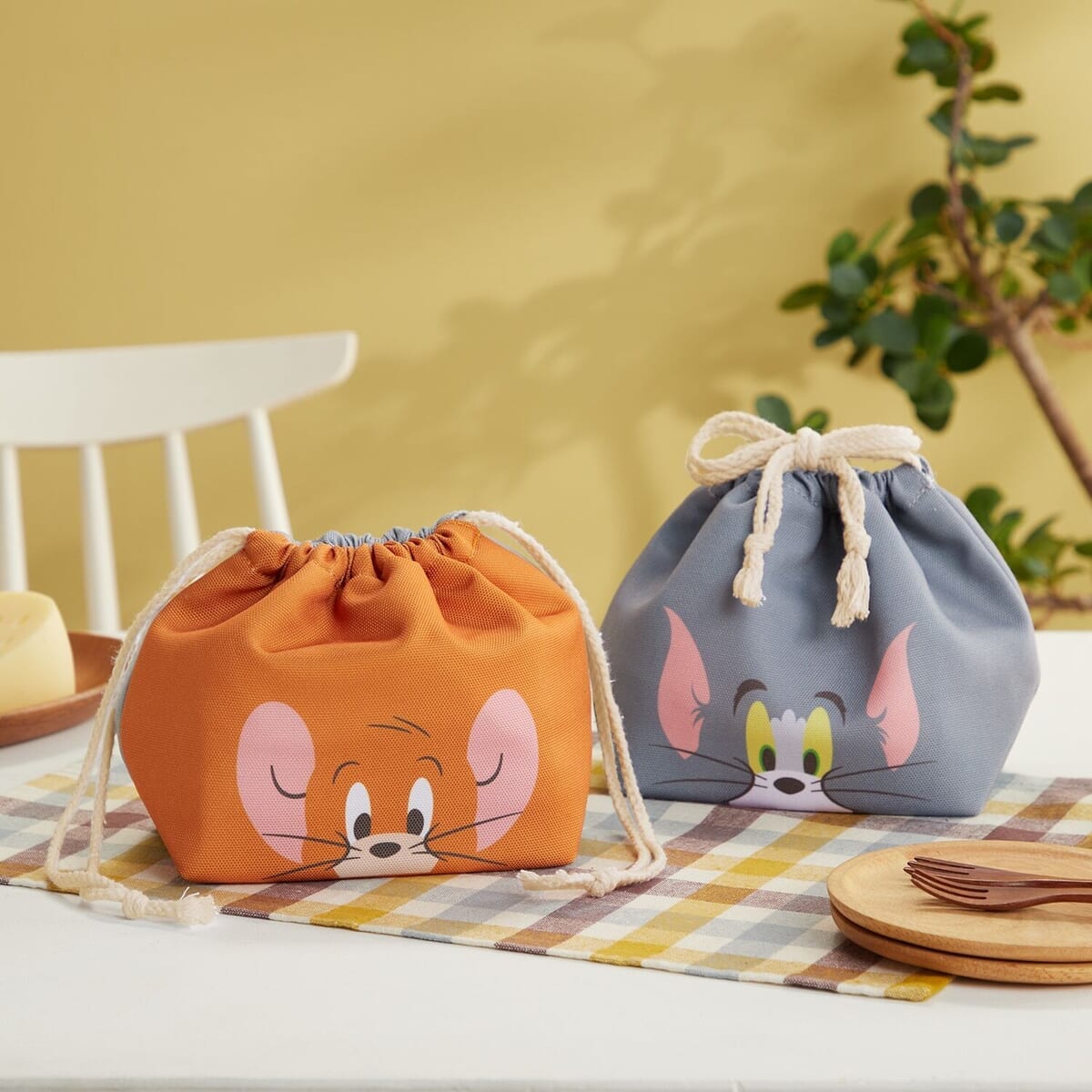 ベルメゾン『トムとジェリー』ランチ巾着