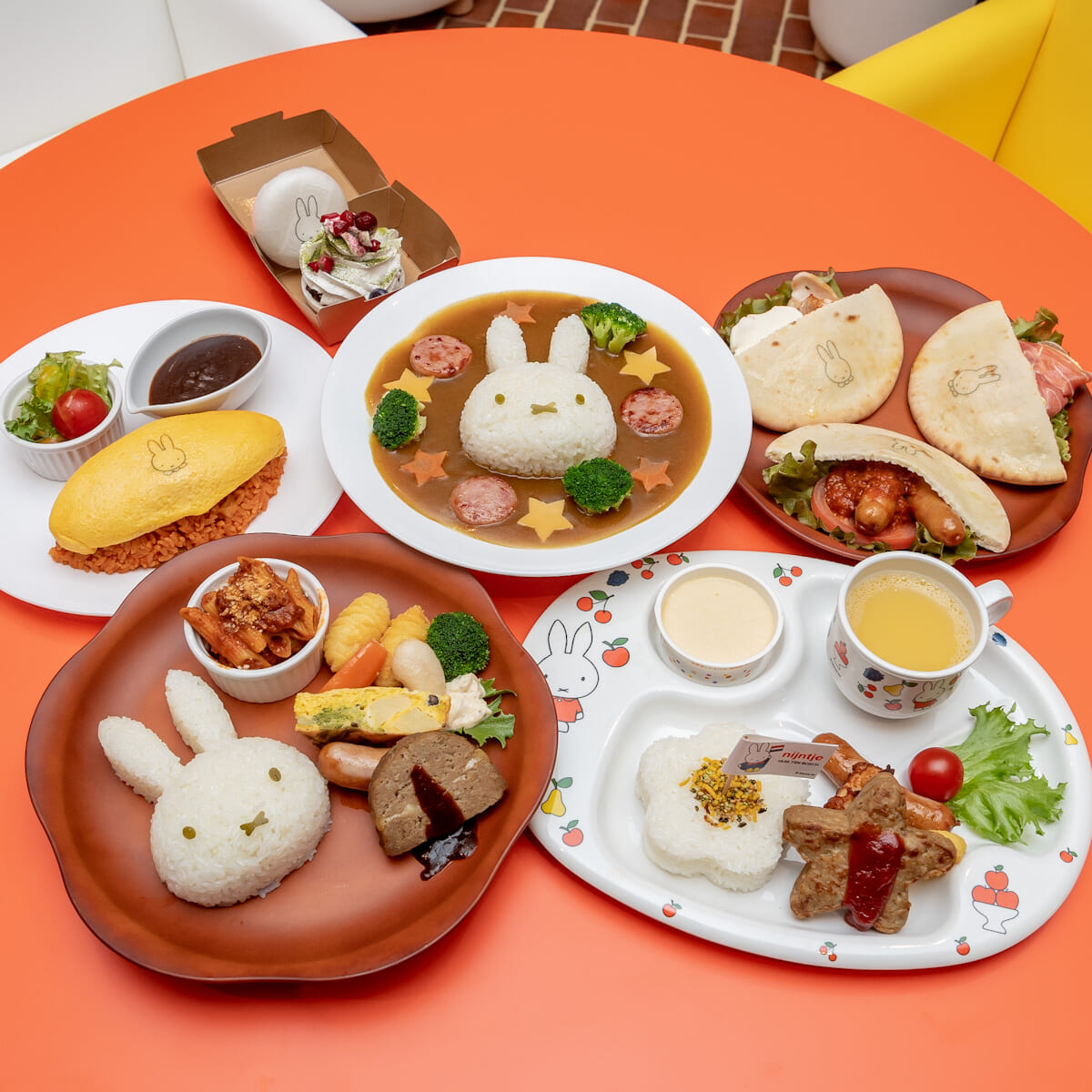 ハウステンボス「ミッフィー」専門店「nijntje ナインチェ」