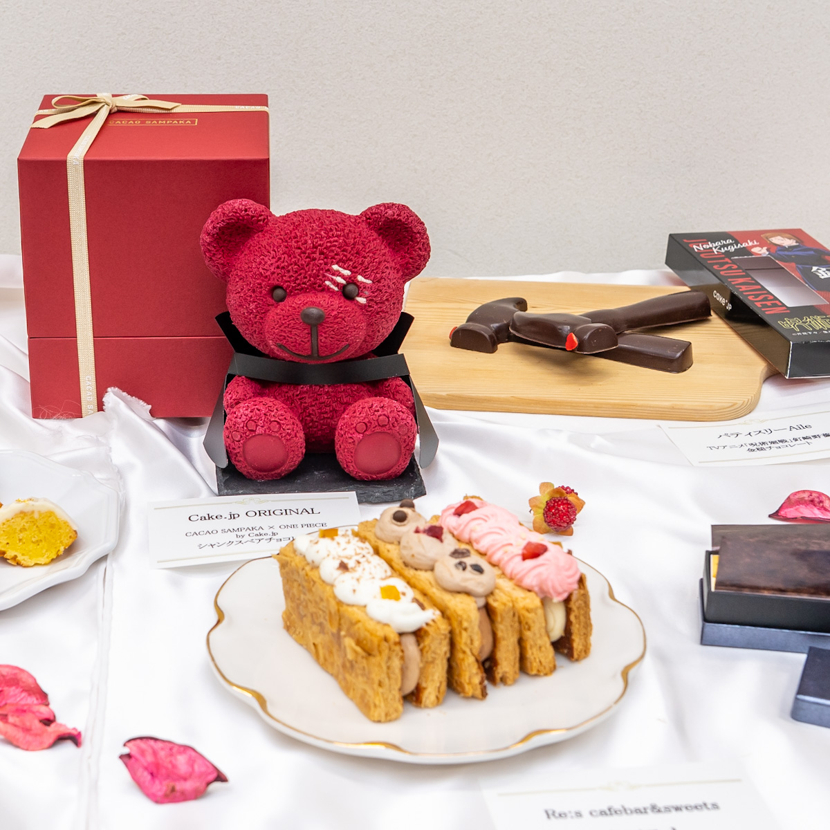 One Piece シャンクスベアケーキや 呪術廻戦 釘崎野薔薇のチョコレートも Cake Jp 23年バレンタインスイーツ特集 Dtimes