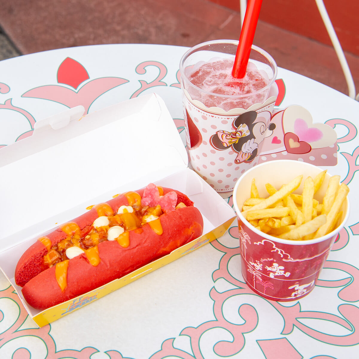 東京ディズニーランド「リフレッシュメントコーナー」“ミニー・ベスティーズ・バッシュ!”スペシャルセット撮影