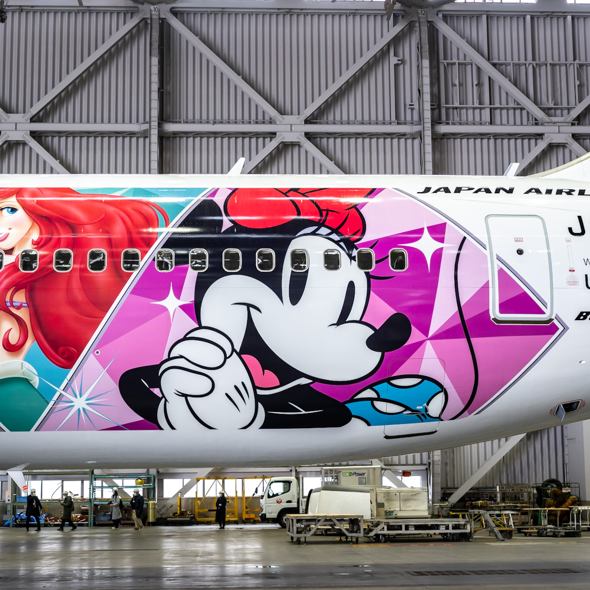 「JAL DREAM EXPRESS Disney100」機体概要「ミニーマウス」