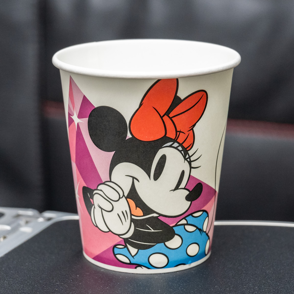 「JAL DREAM EXPRESS Disney100」紙コップ「ミニーマウス」