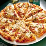 PIZZA-LA「カマンベールとベーコンのピザ」「北海道カマンベールのよくばりクォーター」