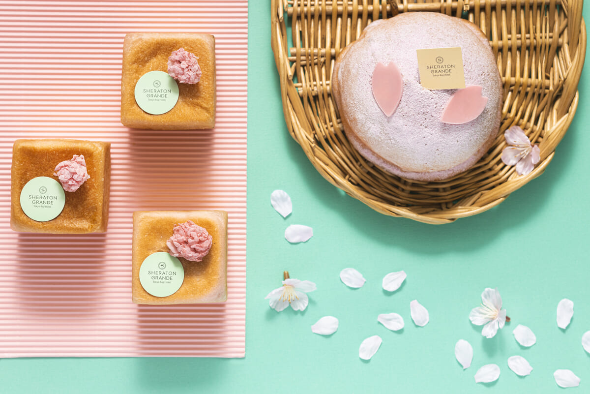 桜のキューブパン／桜クリームメロンパン
