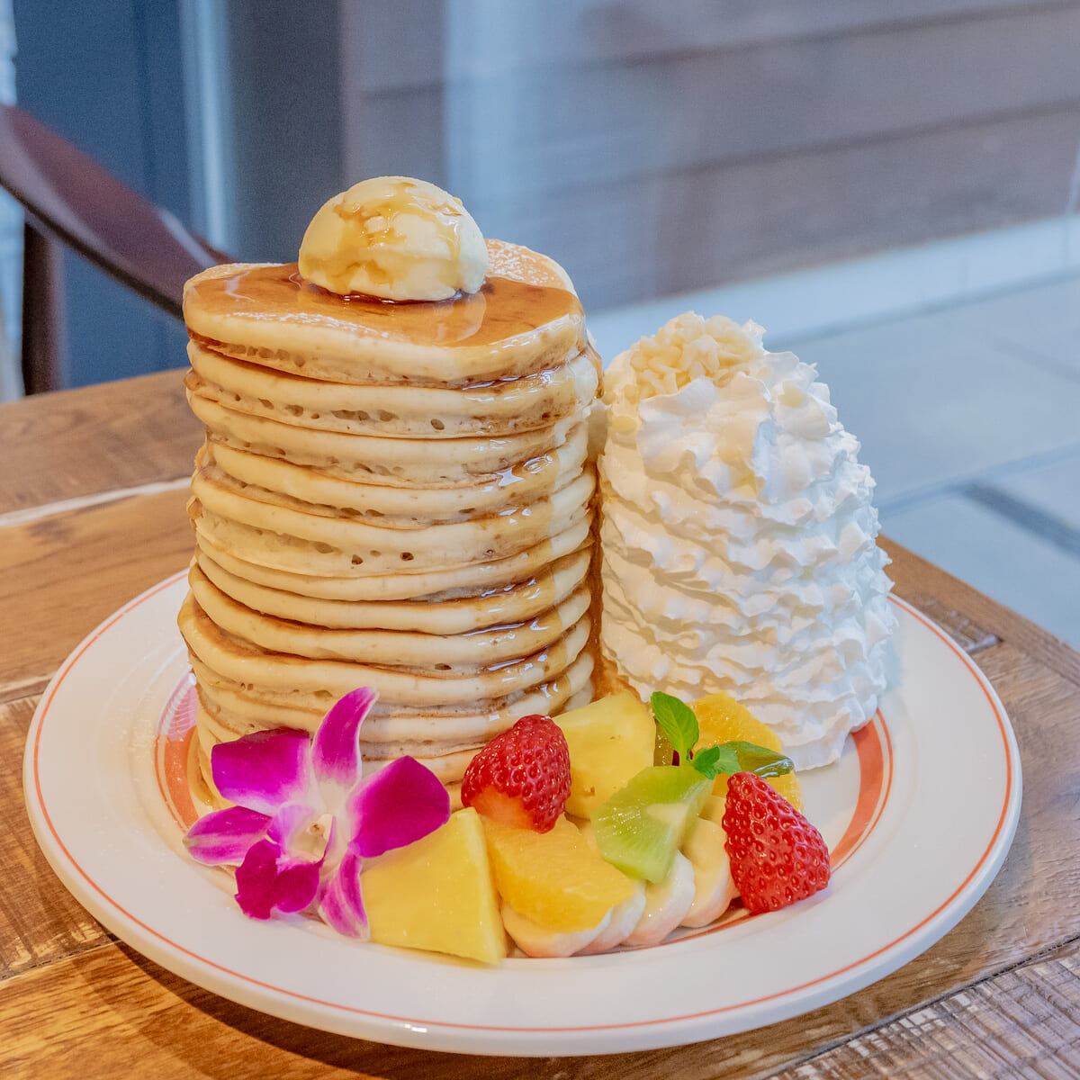 Eggs ’n Things「13 Stack Pancakes!」