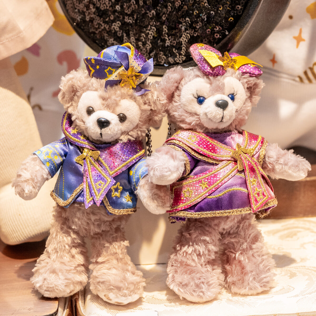 東京ディズニーリゾート40周年“ドリームゴーラウンド”ダッフィー&シェリーメイぬいぐみバッジ