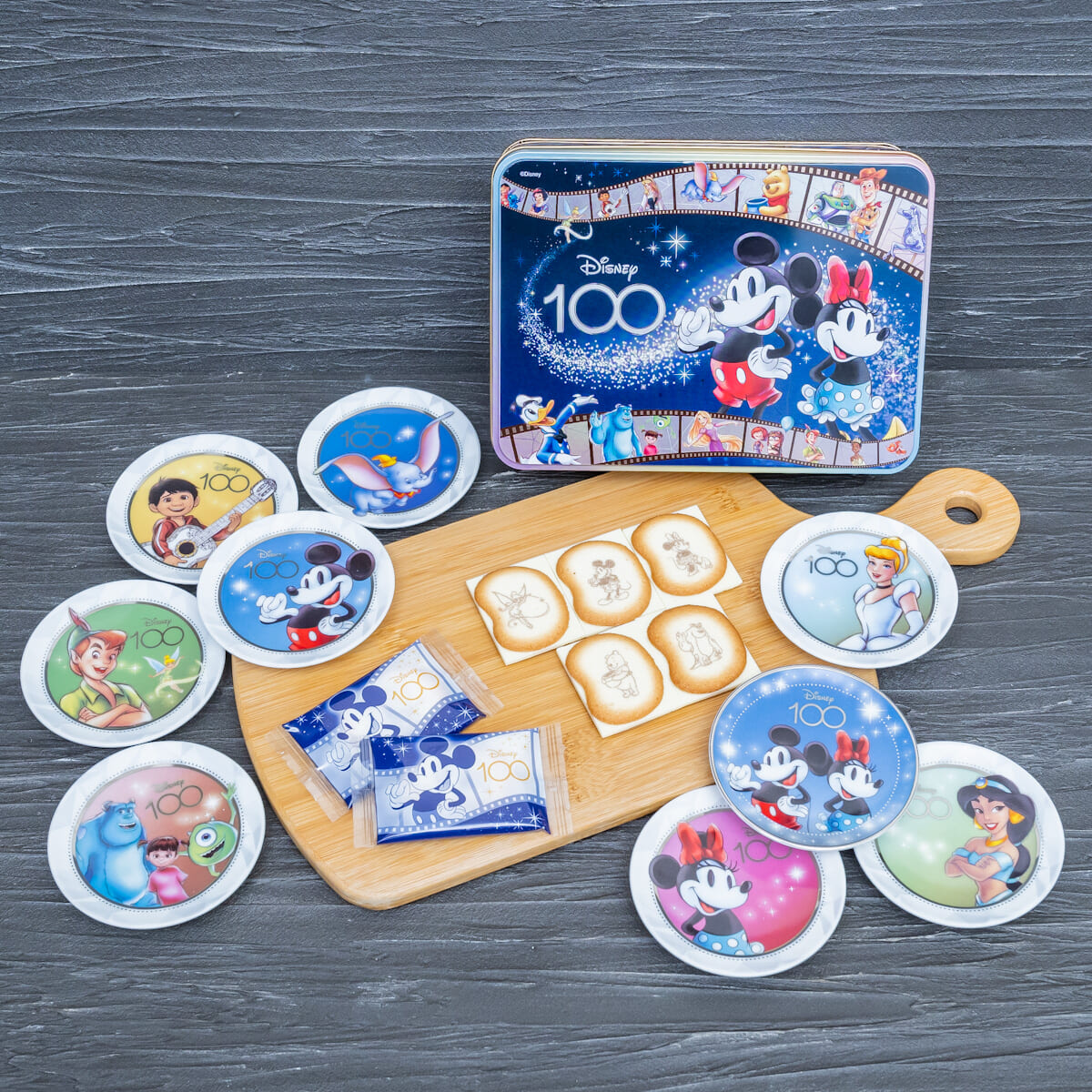 Disney SWEETS COLLECTION by 東京ばな奈『ディズニー100/ショコラサンド「見ぃつけたっ」』