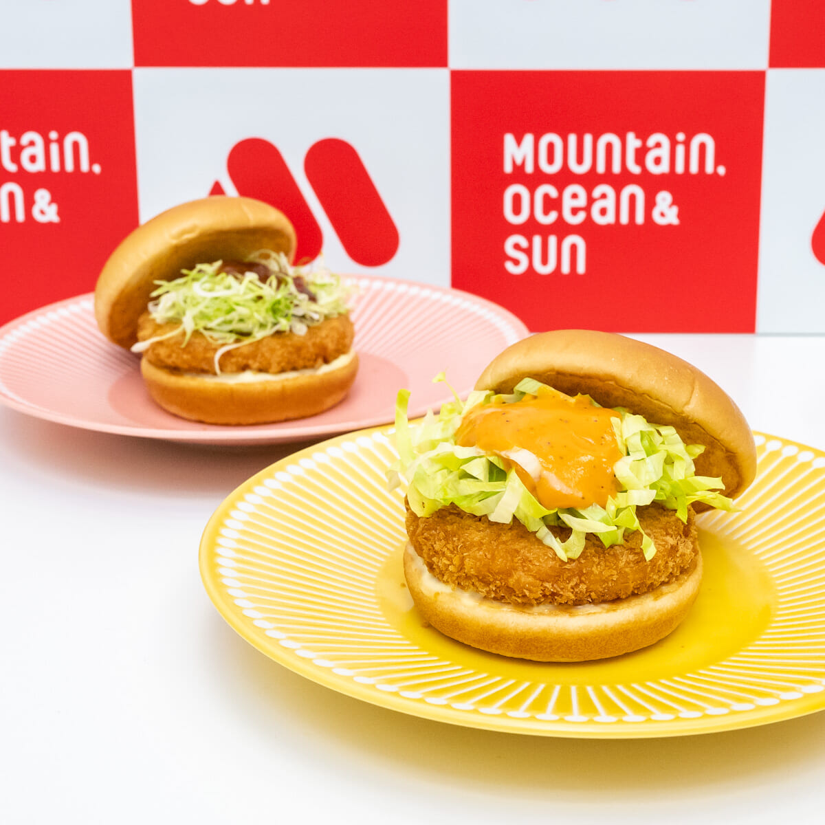 モスバーガー「エビマヨソースの海老カツバーガー／エビグラスソースの海老カツバーガー」