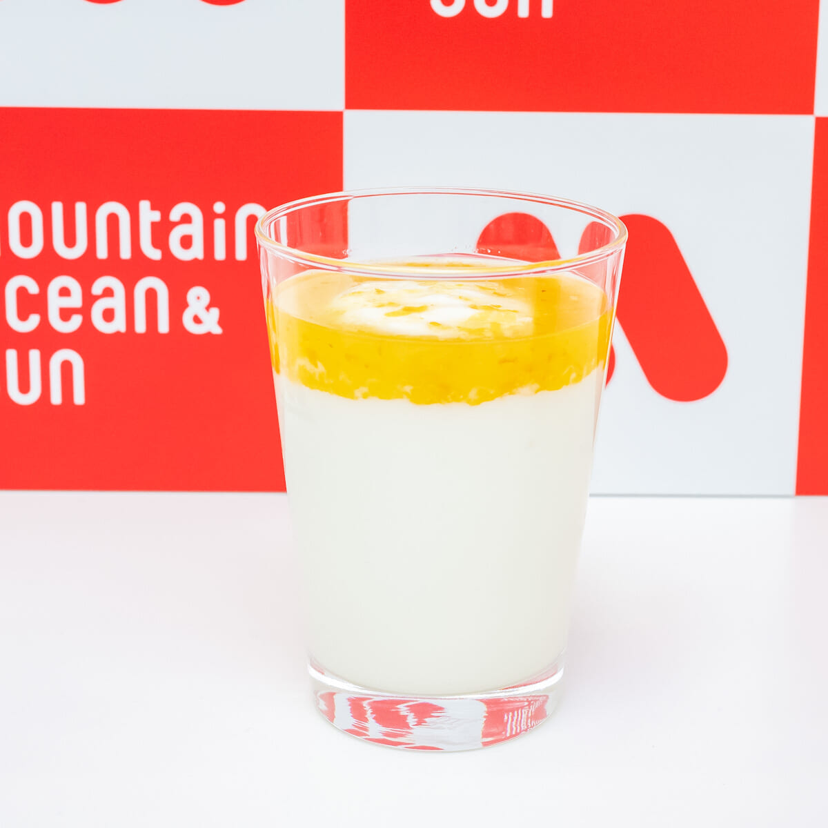 まぜるシェイク 甘夏 <甘夏果汁2%使用>