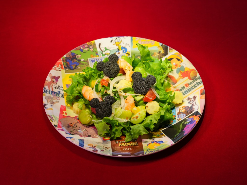 彩り野菜とシュリンプのカラフルサラダ