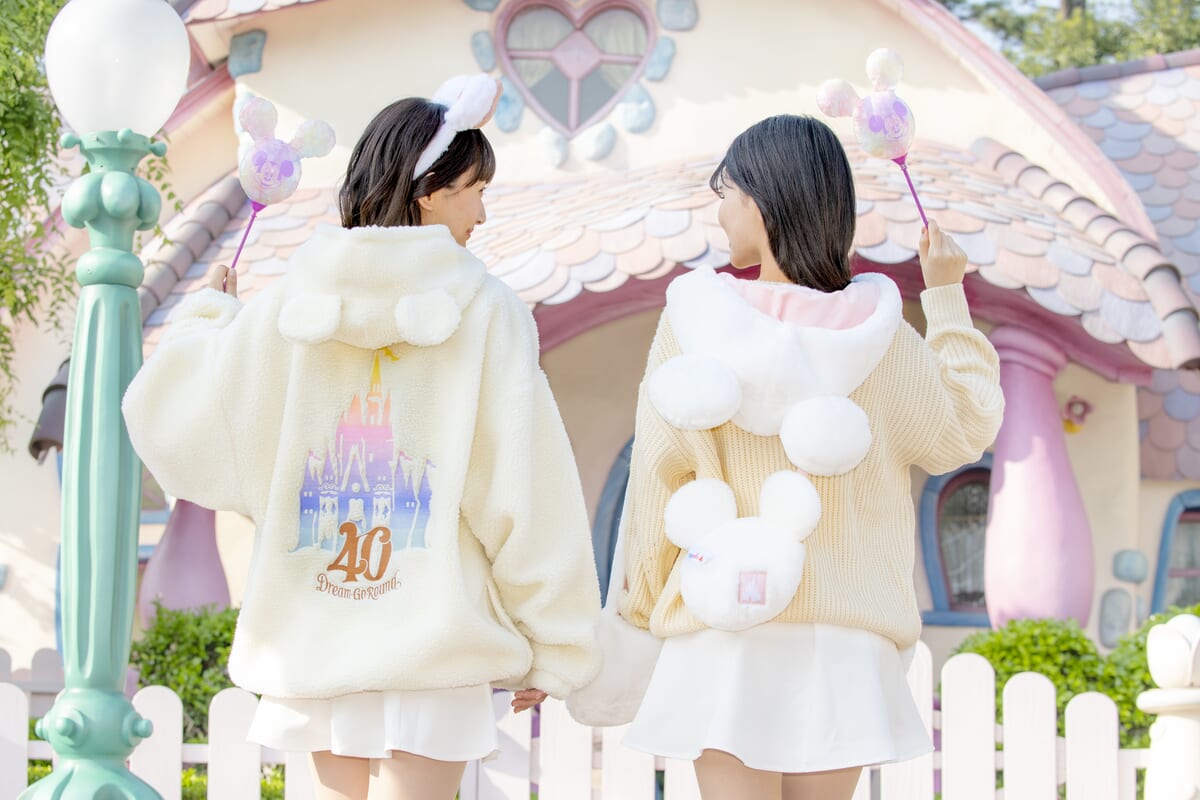 冬のパークで身につけたい真っ白もこもこグッズ!東京ディズニー