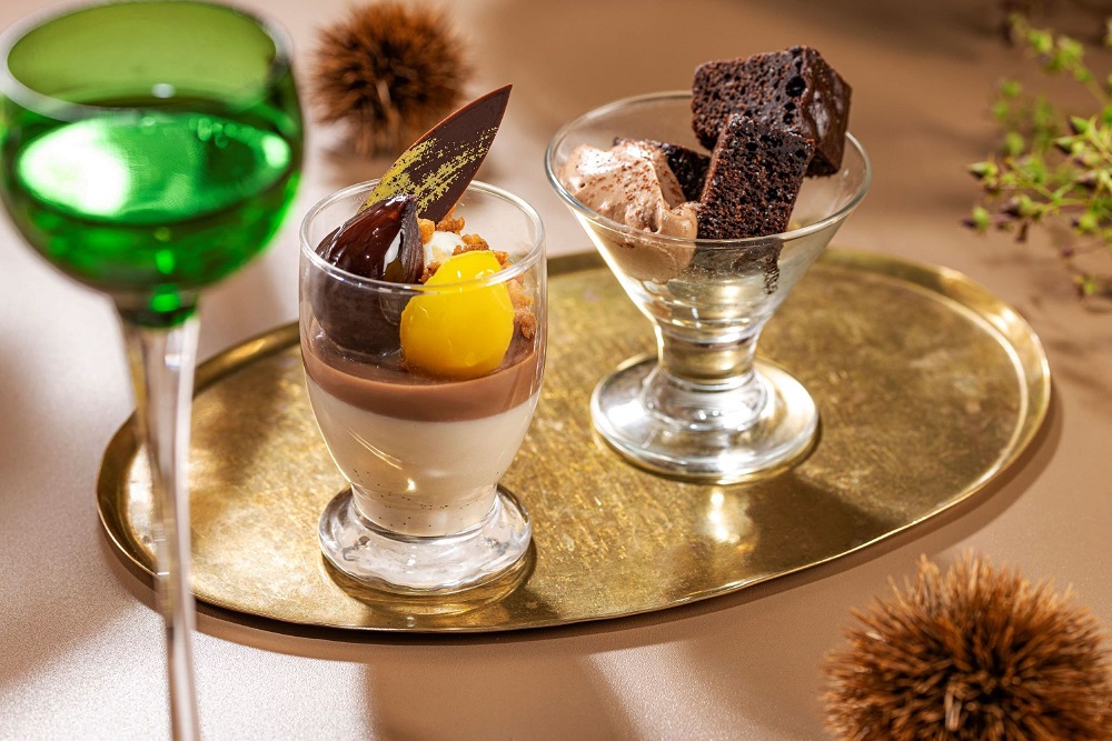 マロンパンナコッタ＆ジュレショコラ（左） ガトーショコラ＆チョコレートクリーム（右）