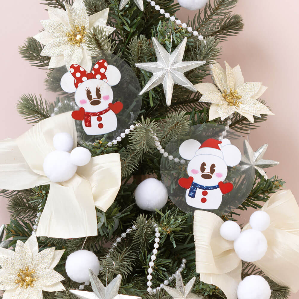 壁掛けツリーセット「ホワイトクリスマス（ミッキー＆ミニー）」　飾り付けイメージ
