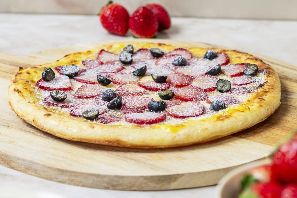 苺とマスカルポーネのピザ