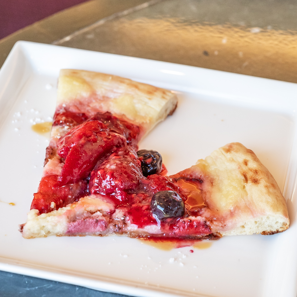 苺とマスカルポーネのピザ