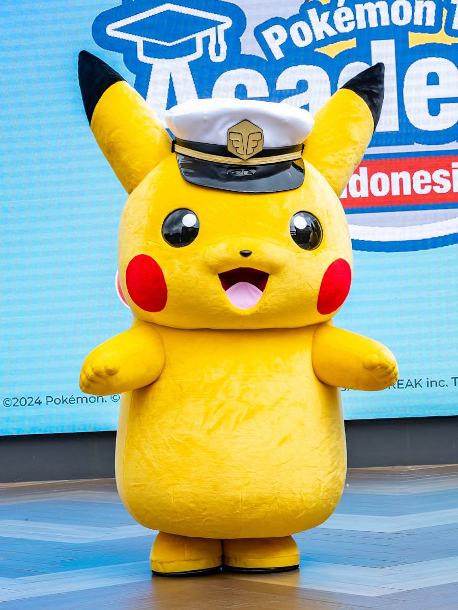 ポケモン『Pikachu’s Indonesia Journey in BALI』Living World Pikachu Meet and Greet　キャプテンピカチュウ