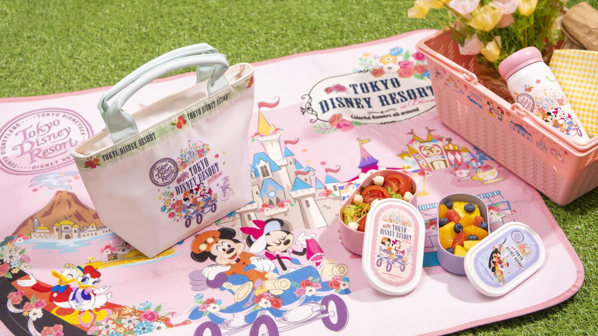 東京ディズニーリゾート 2024年春「花咲き誇るパークを満喫するミッキーたちが描かれたグッズ」
