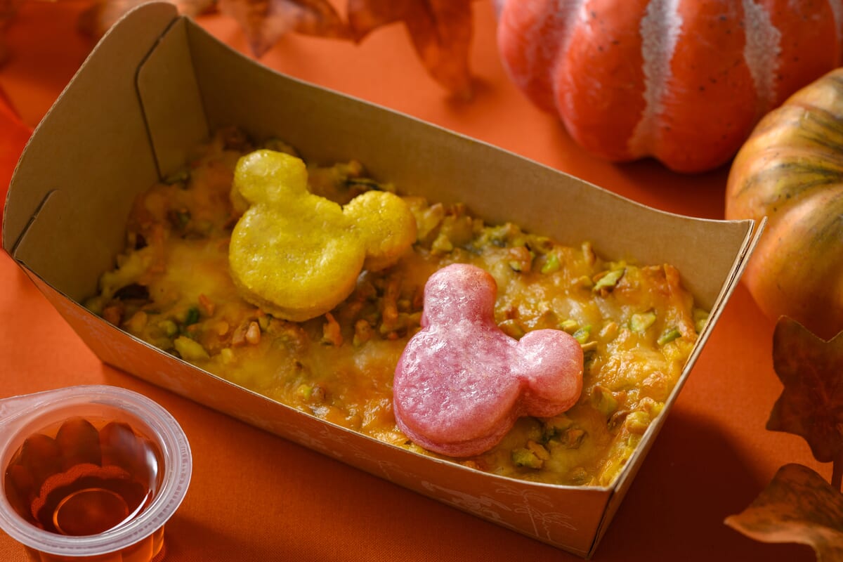 東京ディズニーシー「フードトラック(ブルー)」かぼちゃのニョッキグラタン(ナッツ入り)、メイプルソース付き