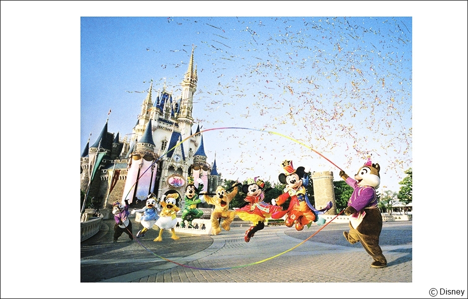 講談社『Tokyo Disney Resort（R）Photography Project Imagining the Magic Reflections of Dreams　リフレクション・オブ・ドリームス』02