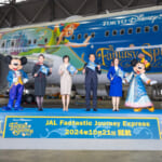 東京ディズニーシー／ファンタジースプリングス特別塗装機「JAL Fantastic Journey Express」