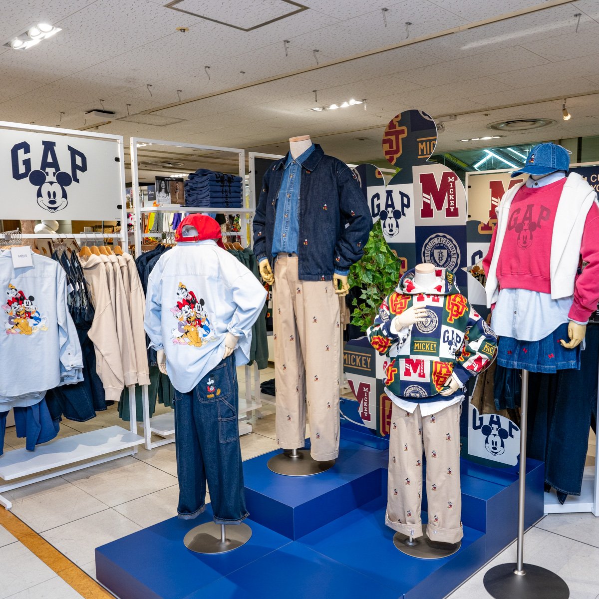 Gap × Disney限定コレクション