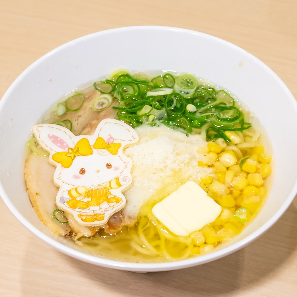 粉雪舞う♪まろやか塩バターコーンラーメン