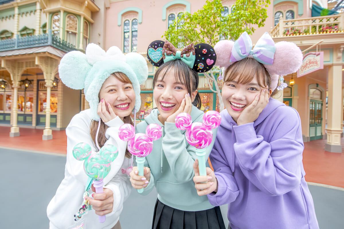 東京ディズニーランド“ディズニー・パルパルーザ”第3弾「ヴァネロペのスウィーツ・ポップ・ワールド」グッズ　イメージ