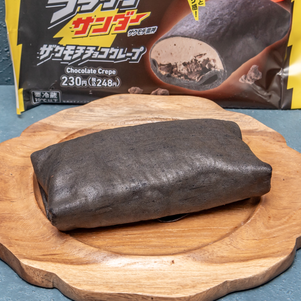 ブラックサンダーザクモチチョコクレープ（内容）