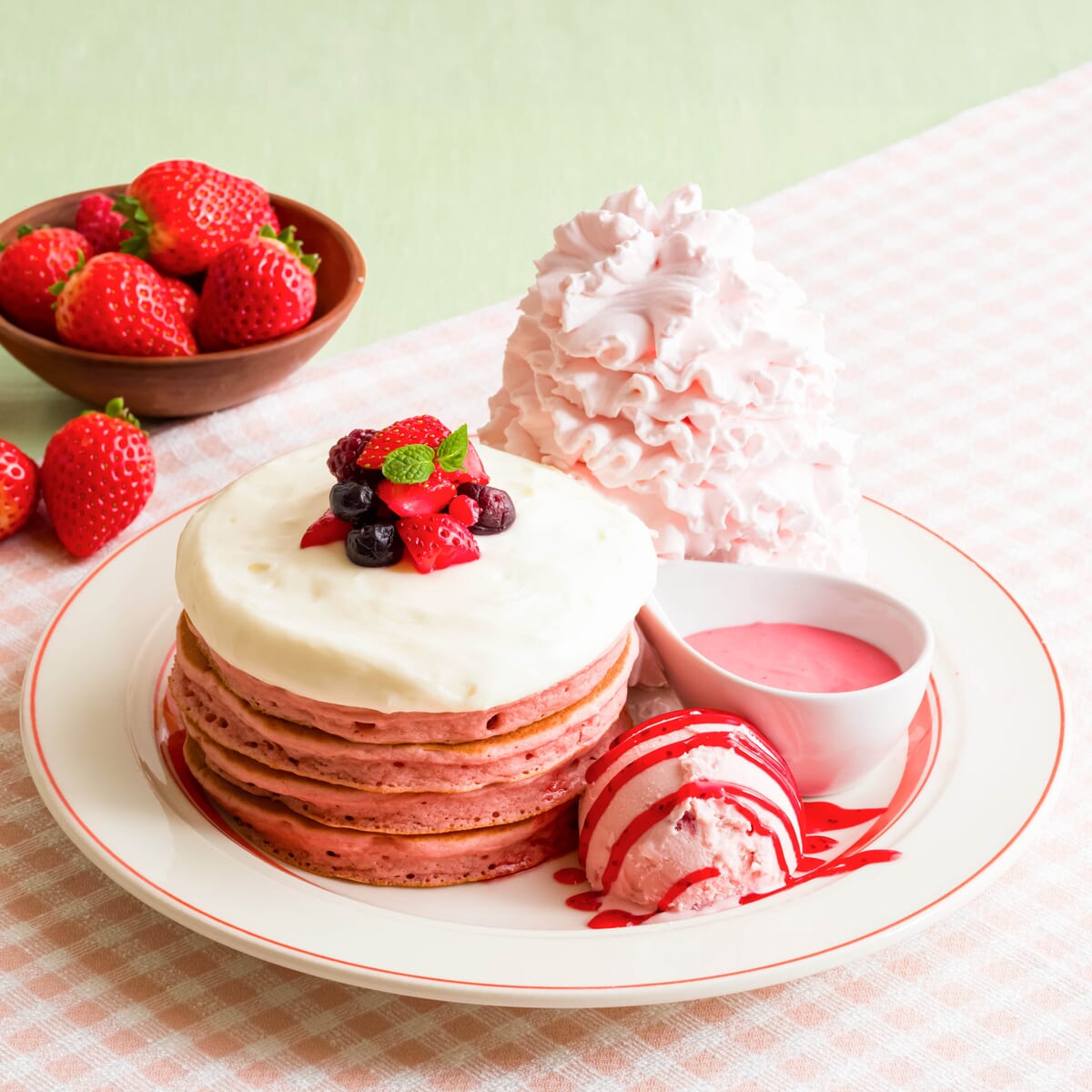 ストロベリー＆チーズクリームパンケーキ