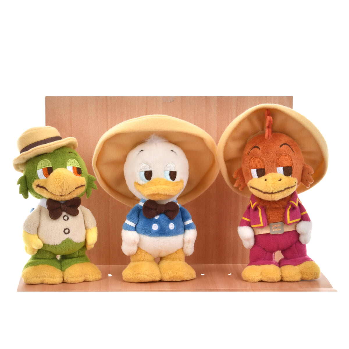 ドナルド、ホセ・キャリオカ、パンチート ぬいぐるみ セット Disney stanDs　台座