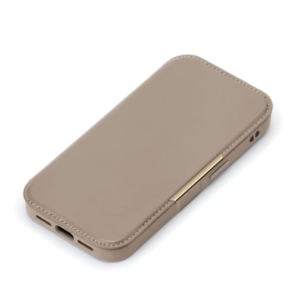 iPhone 16e用 ガラスフリップケース [ベージュ]1