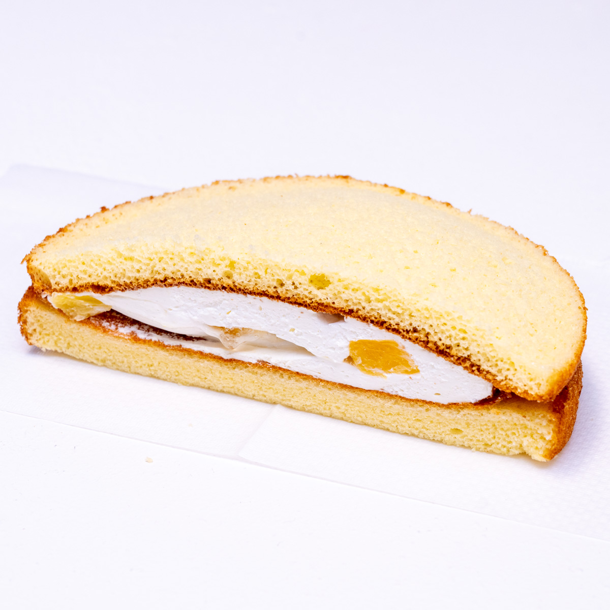 ドラえもんの四次元ポケットサンド（ホイップ＆3種のフルーツ入）　撮影2