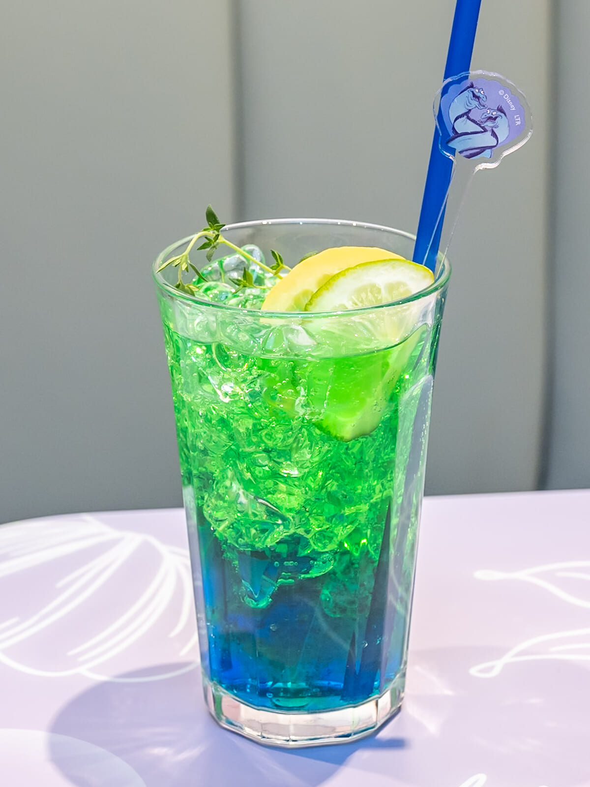 ＜ジェットサム＆フロットサム＞ゼリーソーダ2