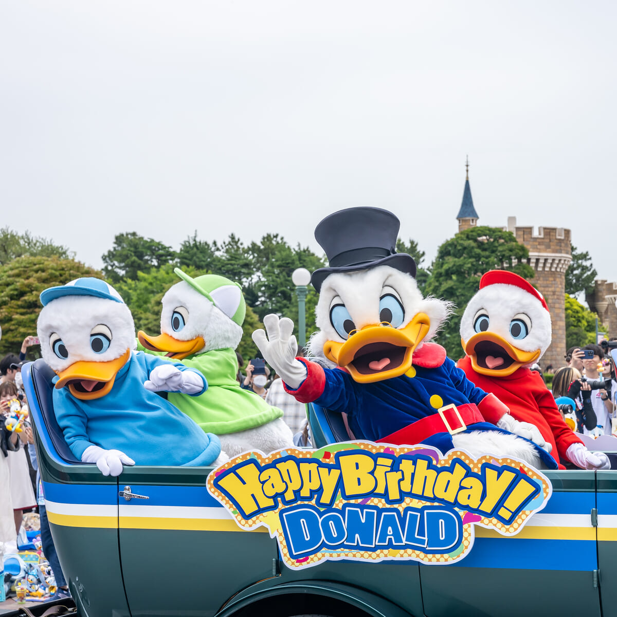 東京ディズニーランド「ドナルドダックのバースデー(お誕生日)」2025　7