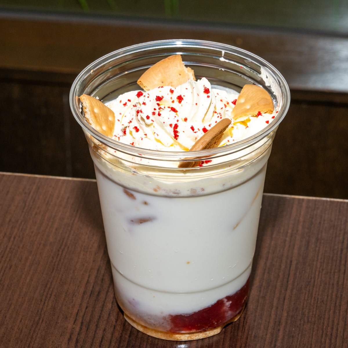 ストロベリーチーズケーキラテ